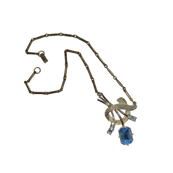Vintage Silvertone Necklace Aqua Blue Center Stone, Rhinestones, 1950's 15" Long - Picture 5 of 5